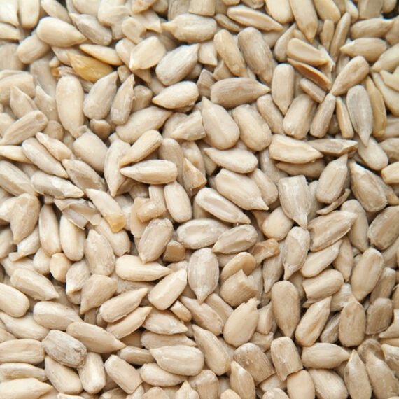 Semillas de GIRASOL crudas y peladas .   400 g